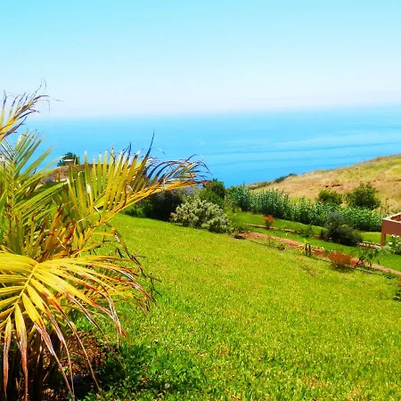 Holiday home Au Petit Madere *