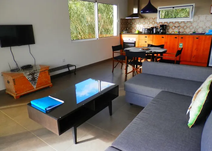 Au Petit Madere Prazeres