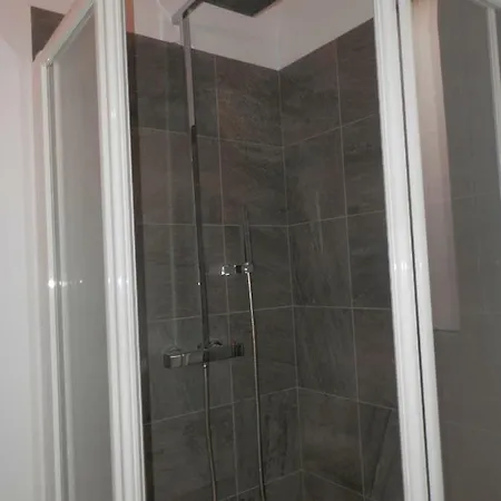 Au Petit Madere بيت للعطل برازيريس