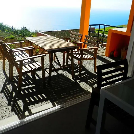 Au Petit Madere Feriehus Prazeres