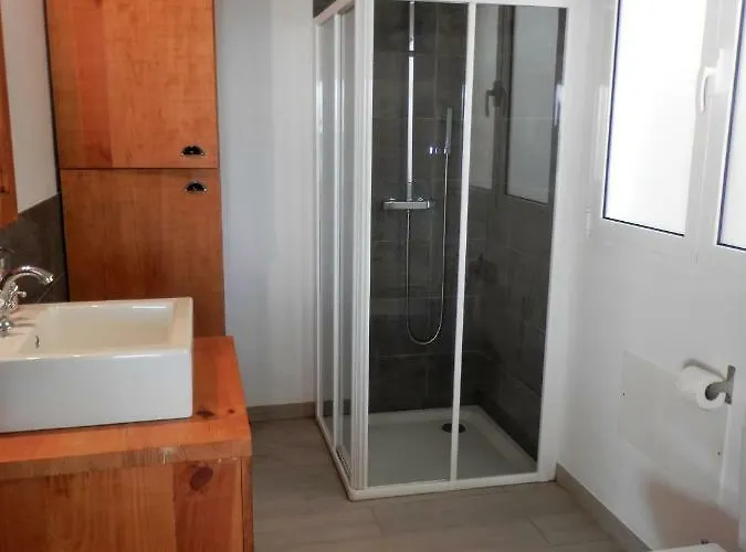 Holiday home Au Petit Madere Prazeres