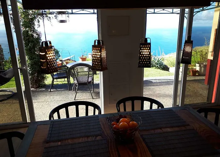 Holiday home Au Petit Madere Prazeres